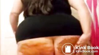 Scat: Andrea in Bathroom 1