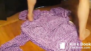 Girls shitting
