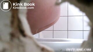 Voyeur Pooping - COM-4