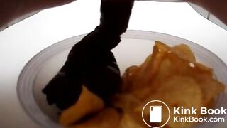 Chips mit Scheisse, Pisse und Sperm