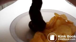 Chips mit Scheisse, Pisse und Sperm