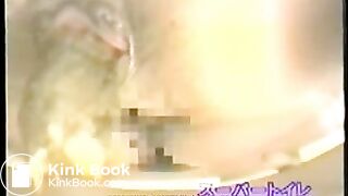 7923_poop_shitting