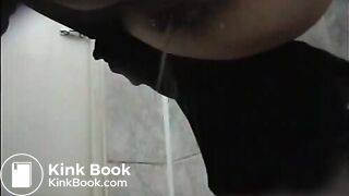 005_poop_shitting