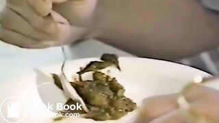 She Makes Shitty Dinners