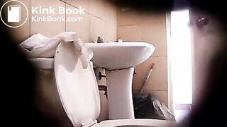 voyeur shitting