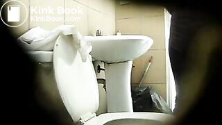 voyeur shitting