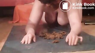 SHE EATS HER SHIT