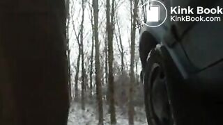 BBW SHITS IN SNOW