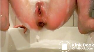 Amateur Pees and Poops in Bathtub