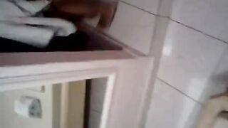 Ana Tentando Cagar pra mim Pt 1