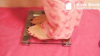 Petesue and her poop contest