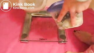 Petesue and her poop contest