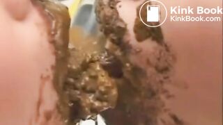 Scat Swapping Asian girls