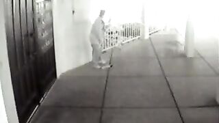 VS Women shitting in public - caught on surveillance cam