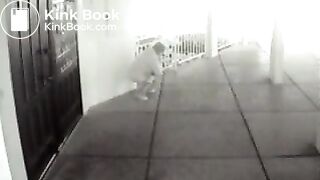 VS Women shitting in public - caught on surveillance cam