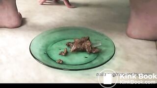 Sexy Brunette Dumps On Plate