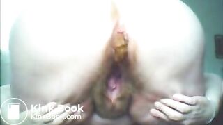 11 Pooping 11