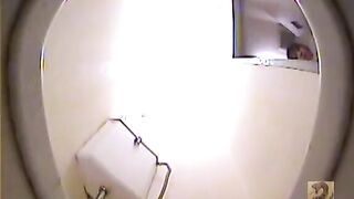 Asian Spy Cam Catches Shitting