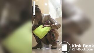 pooping shitting