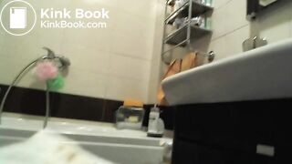 Jessy 181 toilet poo