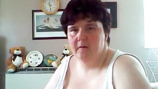 Fat granny is a scat whore