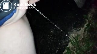 Sie pisst wie ein Pferd