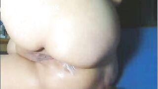 Dildo anal scat