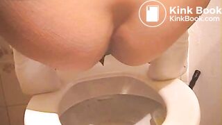 Cowgirl Toilet Straddling Shit