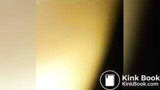 Negro Female Pooping