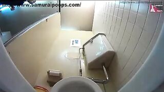 Hot Japanese girl with shaved pussy and smooth ass - Unsensored Japanese scat porn videos