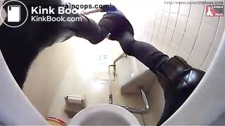 Hot Japanese girl with shaved pussy and smooth ass - Unsensored Japanese scat porn videos