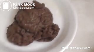 Young Babe Takes Huge Shit