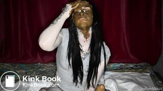 Russian Bettys Scat Dildo Blowjob