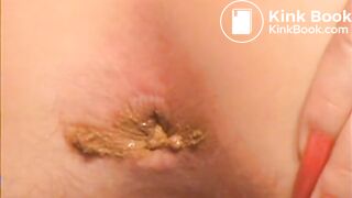 panther farting and pooping