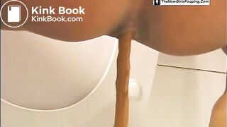 Beautiful Brazilian Babe toilet shit