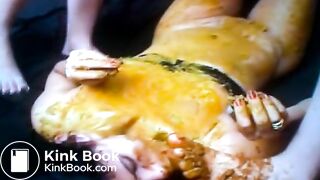 Lesbian Latinas Eating Shit