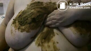 smeared boobs