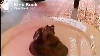 Black girl shits on the balcony