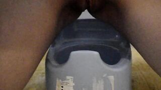 poop into baby potty-2