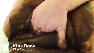 messy fun - Fingering my filthy cunt - Scat in pussy