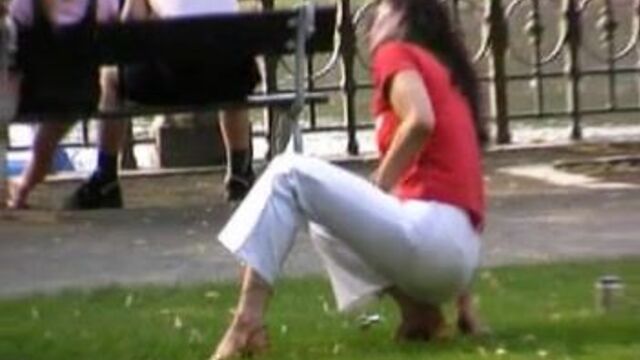 girl pooping in the pants in the street 7