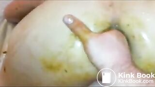 New American Scat MILF Amateur