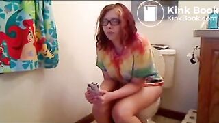 girl bathroom shit