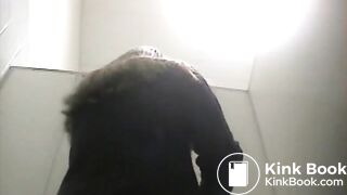 spy2wc (all pooping) - 17