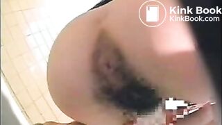 7598_poop_shitting