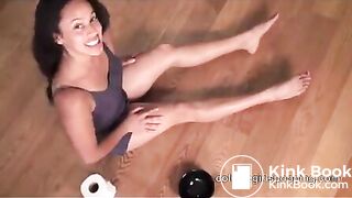 Chocolate college girl Denver shits in the bowl - Scat Video Collection