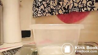 Petesue and her poop contest