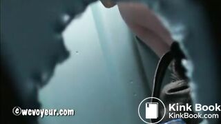 voyeur shitting