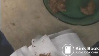 CUTE BLACK GIRL POOPING ON A PLATE
