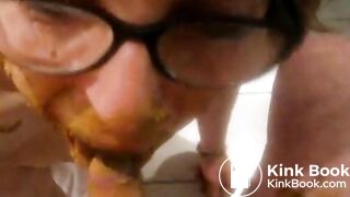 Nasty Wife Giving Scat Blowjob